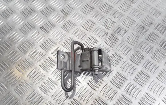 Volkswagen Touran I Front door lower hinge 0831412A