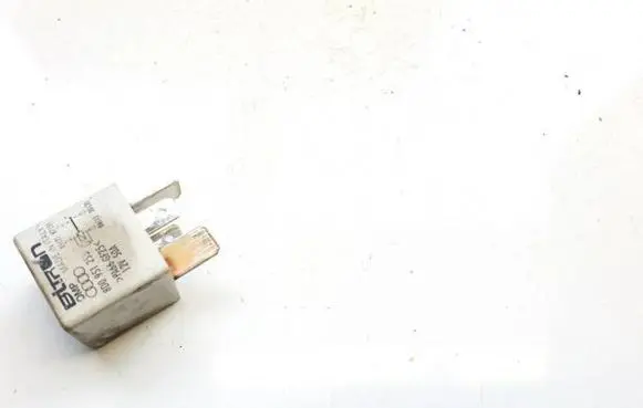 Audi Q7 4L Other relay 8d0951253