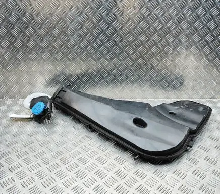 BMW X5 G05 Windshield washer fluid reservoir/tank 7499828