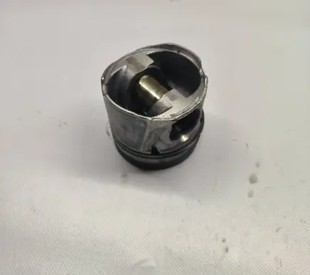 Infiniti FX Piston 10653