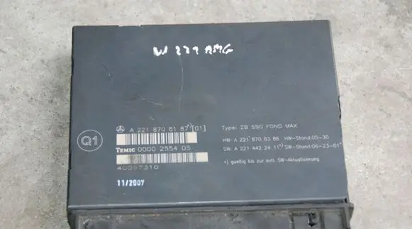 Mercedes-Benz S W221 Seat control module A2218706187