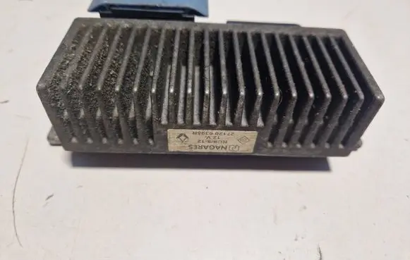 Opel Movano B Glow plug pre-heat relay 271206395R
