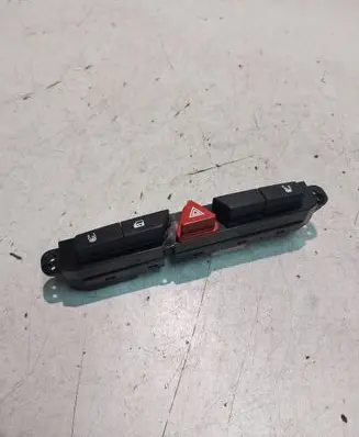 KIA Ceed Hazard light switch 937001H000 202006302 937001H010