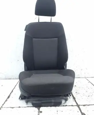 Opel Zafira B Front passenger seat 90588773