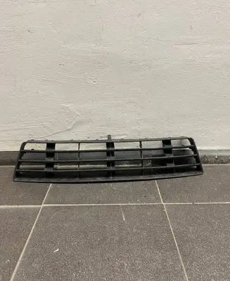 Audi A6 S6 C5 4B Front bumper lower grill 4B0807683F
