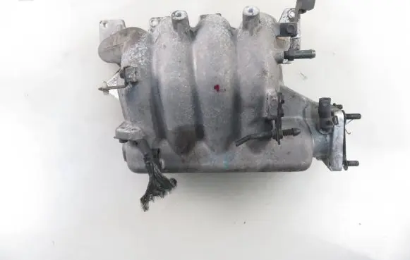 Hyundai Coupe Intake manifold 