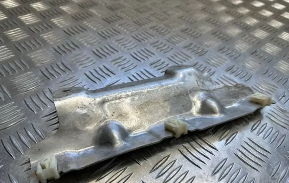 BMW 3 G20 G21 Heat shield in engine bay 7340979 14877811