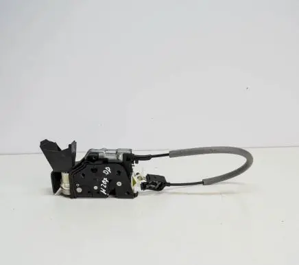 Audi A3 S3 8V Front door lock 8X2837016B