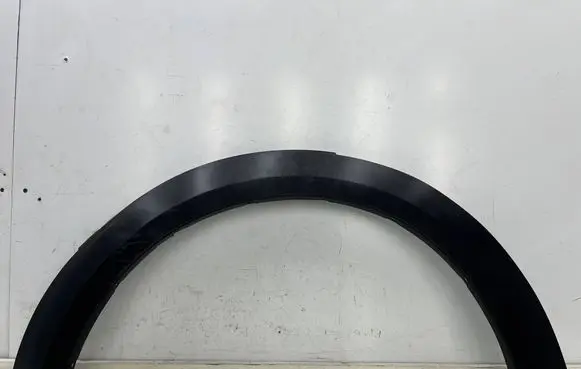 Front arch trim