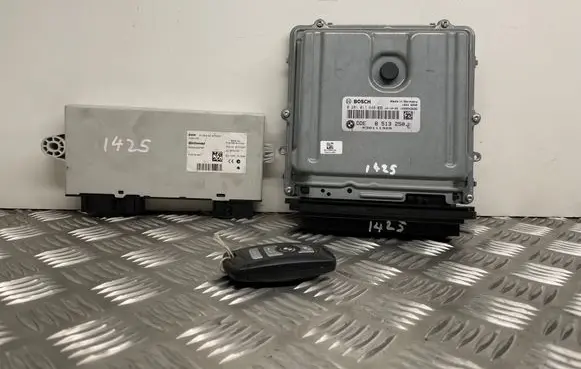 Engine ECU kit and lock set