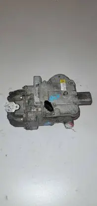 Toyota Auris E180 Air conditioning (A/C) compressor (pump) 0422001031