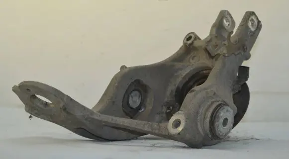 Audi A6 S6 C7 4G Rear wheel hub 8R0505432F 250413 19290523314