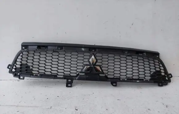Mitsubishi Outlander Front bumper lower grill 5402A198