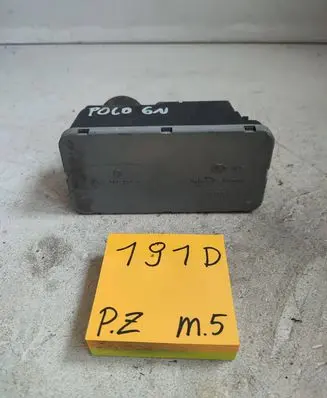 Volkswagen Polo III 6N 6N2 6NF Central locking vacuum pump 1H0962257J