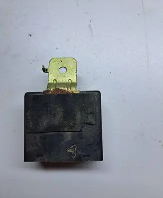 KIA Sorento Wing mirror control module 935713E000