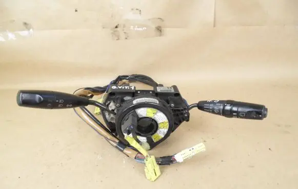 Suzuki Grand Vitara I Wiper turn signal indicator stalk/switch 3740066D1 17B658