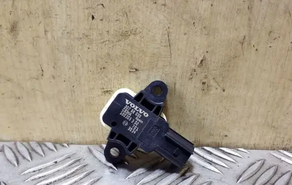Volvo S60 Airbag deployment crash/impact sensor 30798030