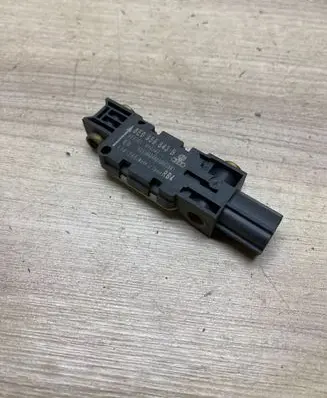 Audi A4 S4 B7 8E 8H Airbag deployment crash/impact sensor 8e0959643b