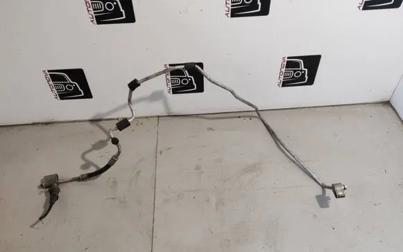 Volkswagen Touran I Air conditioning (A/C) pipe/hose 1T0820741AL 121107