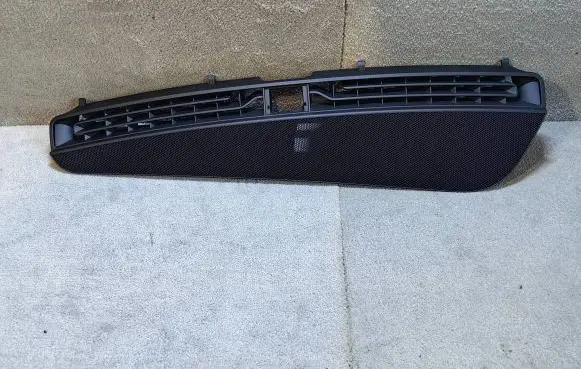 Audi A3 S3 8V Dash center speaker frame 8V1819635E T0525013