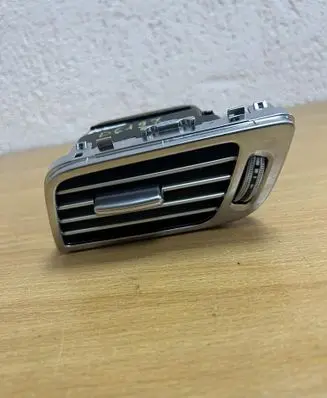 Mercedes-Benz CLS C218 X218 Dashboard air vent grill cover trim A2188301054 D6197