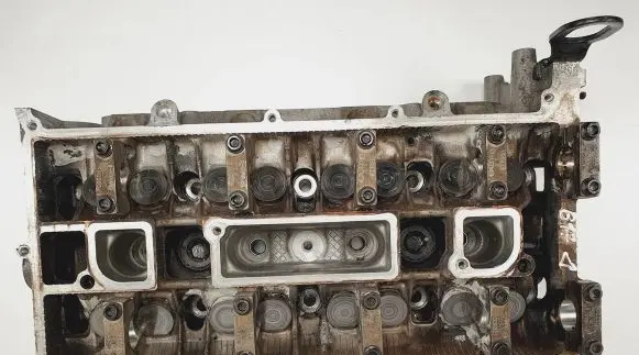 Mazda 6 Engine head L801-2