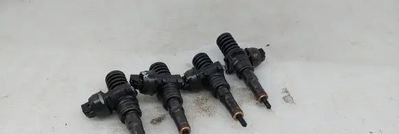 Audi A3 S3 8L Fuel injectors set 038130073AG 0414720215