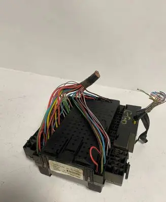 Volvo V70 Fuse module 30657428 08688434 02W452