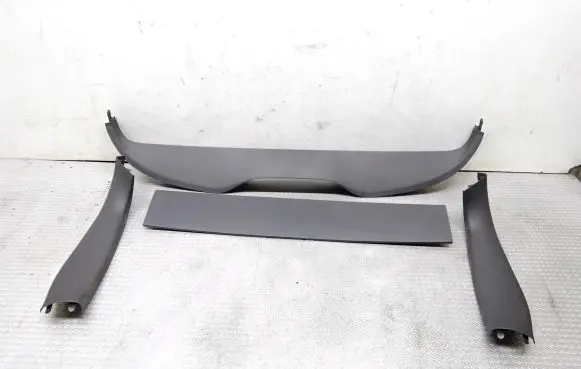 Renault Laguna III Tailgate trim 909040003R