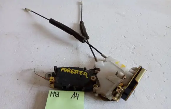 Subaru Forester SG Rear door lock