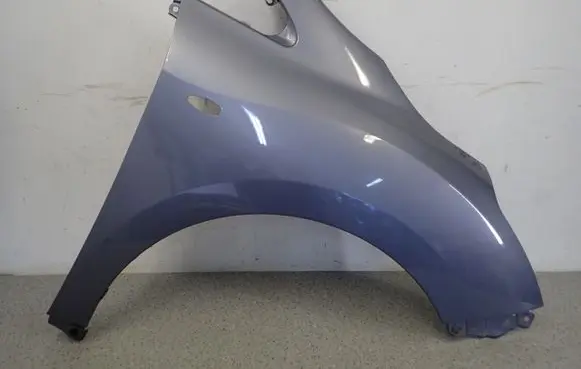 Toyota Verso Fender 