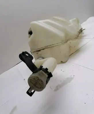 Mitsubishi Colt Windshield washer fluid reservoir/tank MN105383 A4548600060