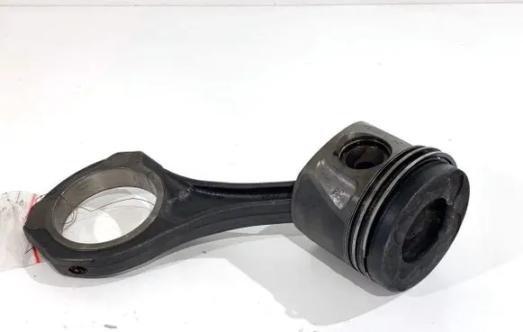 Mercedes-Benz ML W166 Piston with connecting rod 