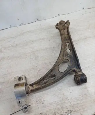 Volkswagen Touran I Front lower control arm/wishbone
