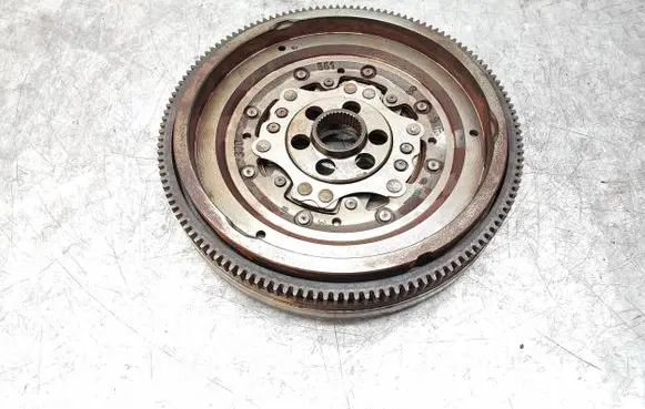 Volkswagen Transporter - Caravelle T5 Flywheel 040520042A