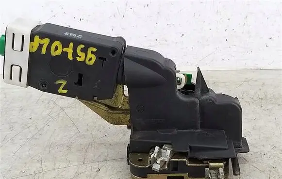 Volvo S40, V40 Front door lock 