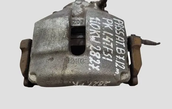 Volkswagen Golf VII Front brake caliper