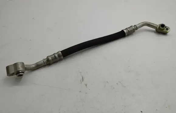 Audi Q7 4L Air conditioning (A/C) pipe/hose 4L0820730 52409153