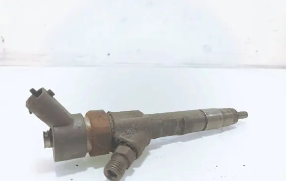 Renault Laguna II Fuel injector 7700111014 0445110021