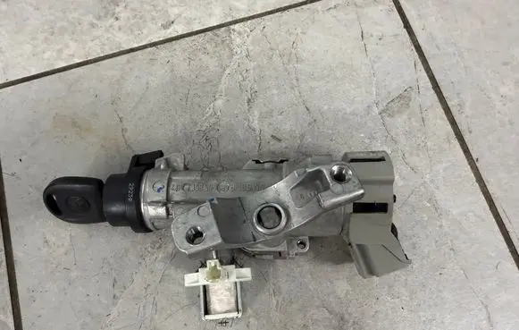 Volkswagen Amarok Ignition lock