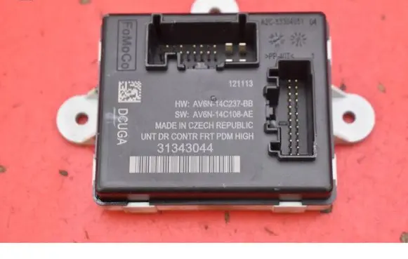 Volvo V60 Engine control unit/module ECU 31343044