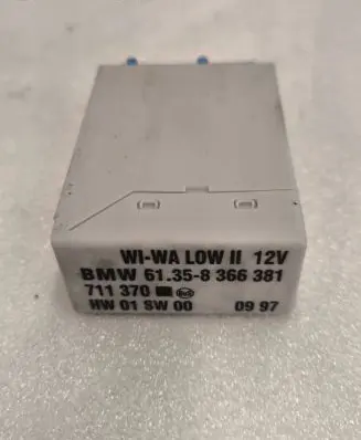 BMW 3 E36 Window wiper relay 8366381 61358366381
