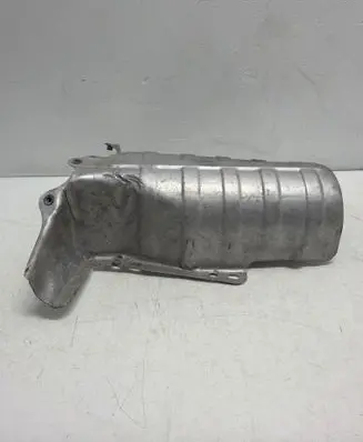Peugeot 208 I Exhaust heat shield 7584308
