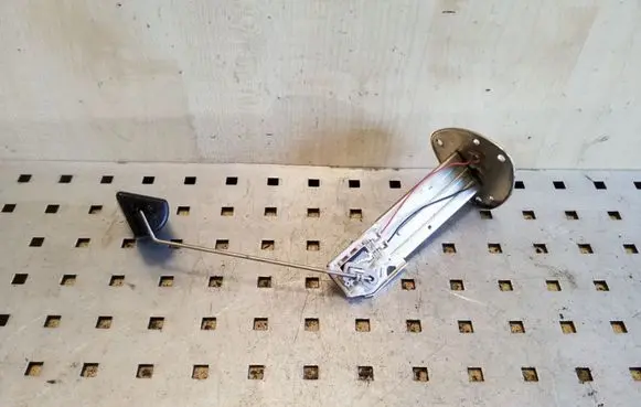 Fuel level sensor