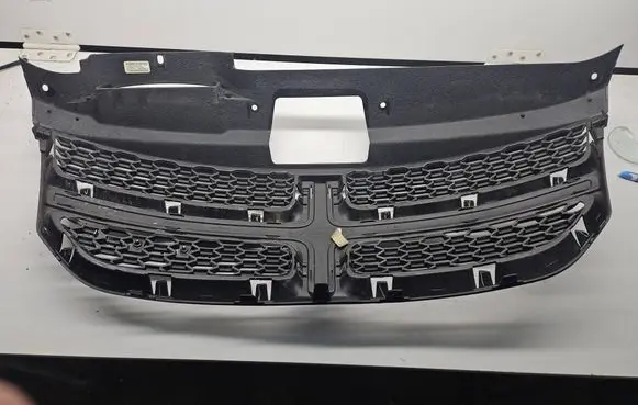 Dodge Journey Front grill Y6108089