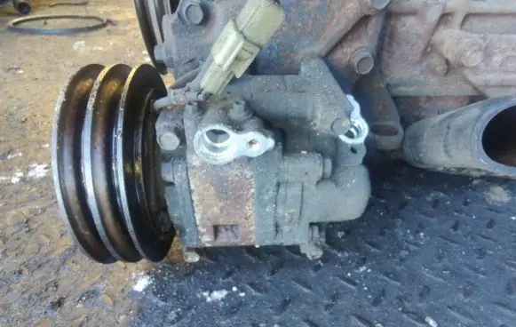 Mazda 626 Air conditioning (A/C) compressor (pump) j1107609 h12a0ah4pm