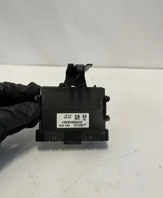 Renault Master III Immobilizer control unit/module 284Y61295R F005V03063