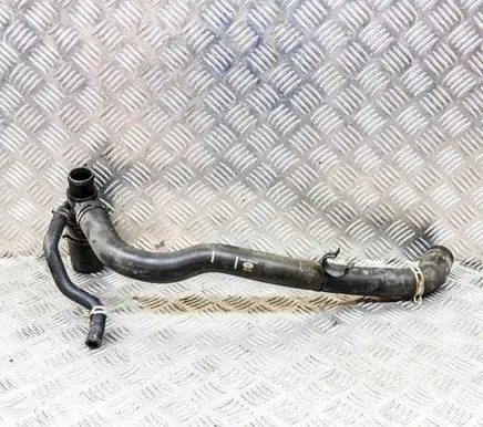 Land Rover Discovery 4 - LR4 Engine coolant pipe/hose AH228584AC