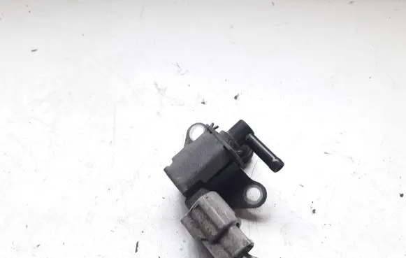 Nissan Qashqai Vacuum valve 