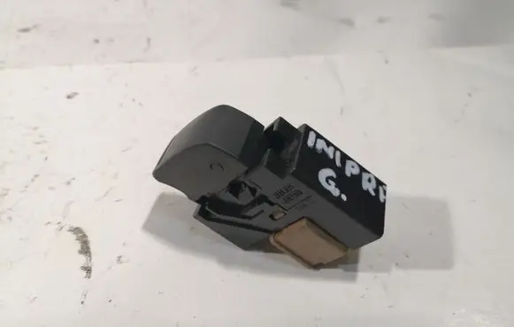 Subaru Impreza II Electric window control switch